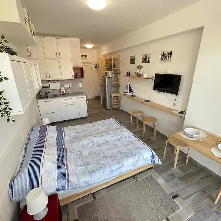 Albert Apartman Balatonbereny * Balatonbereny