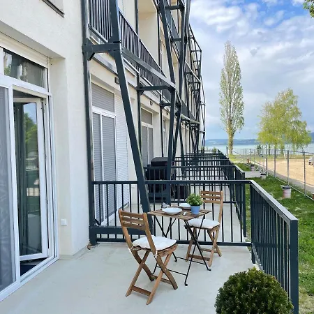 アパート Albert Apartman Balatonbereny