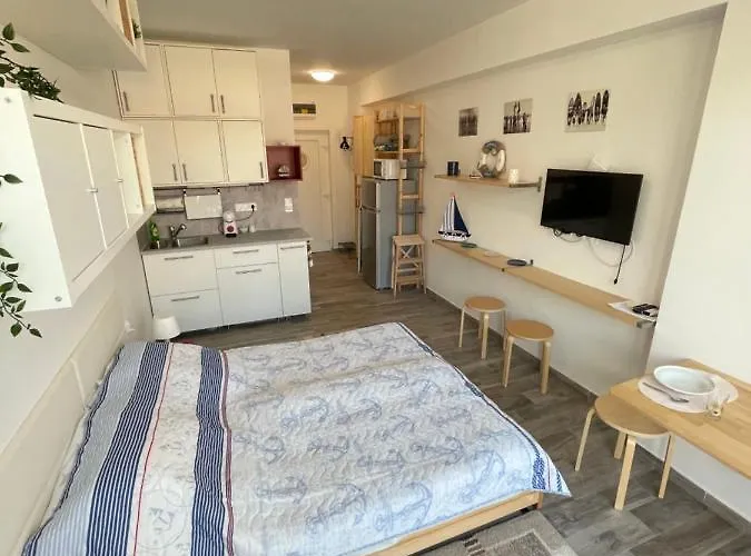 Albert Apartman Balatonbereny דירה Balatonberény