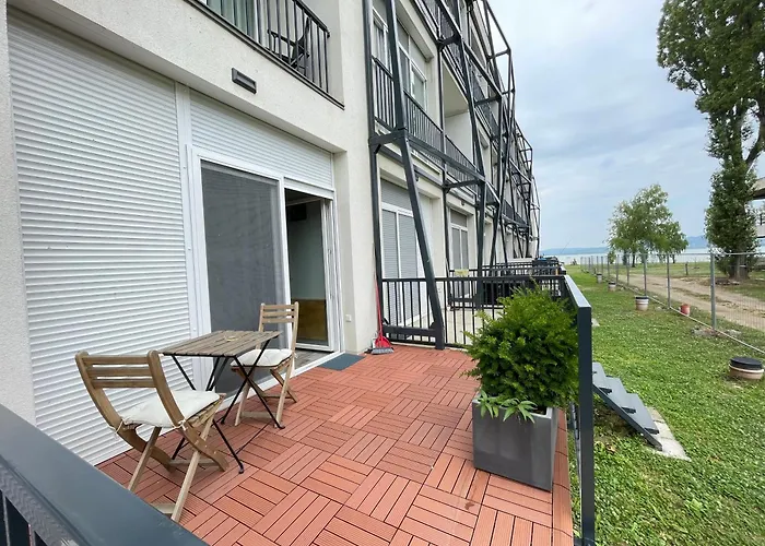 Albert Apartman Balatonbereny דירה